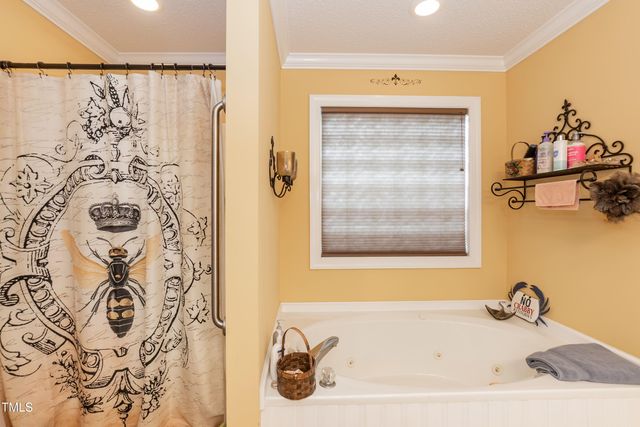 8040 Royal Drive, Sanford, NC 27332