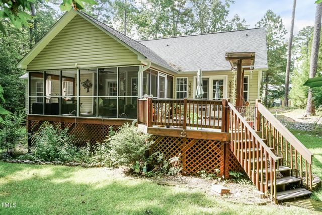 8040 Royal Drive, Sanford, NC 27332