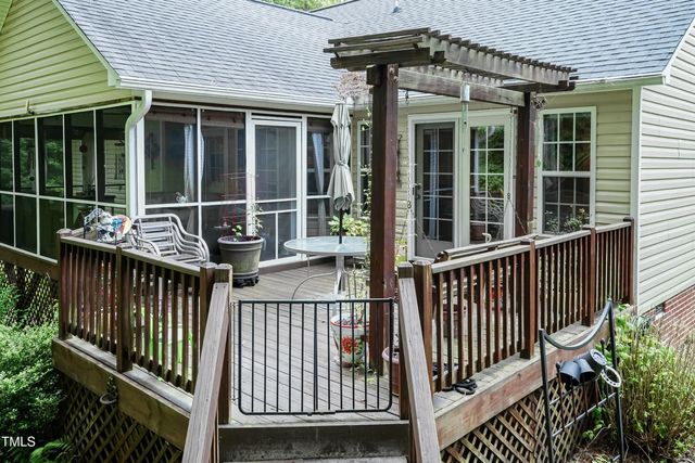 8040 Royal Drive, Sanford, NC 27332