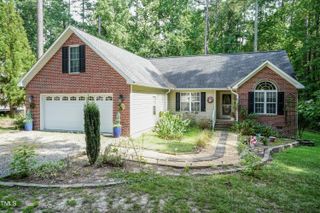 8040 Royal Drive, Sanford, NC 27332