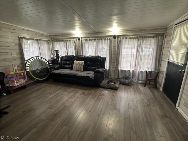 1745 E 3rd Street, Salem, OH 44460