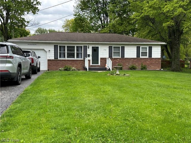 1745 E 3rd Street, Salem, OH 44460