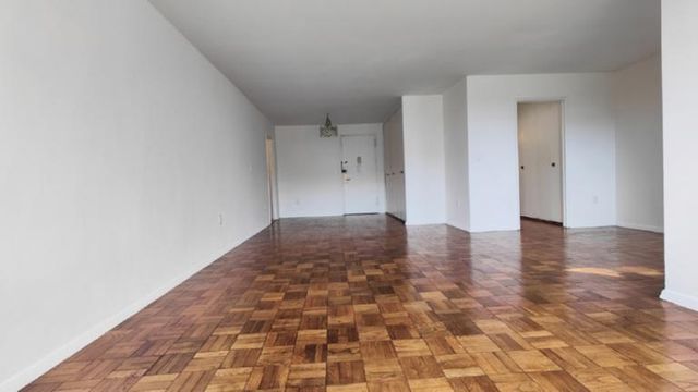 7020 108th St Apt 9O, New York City, NY 11375