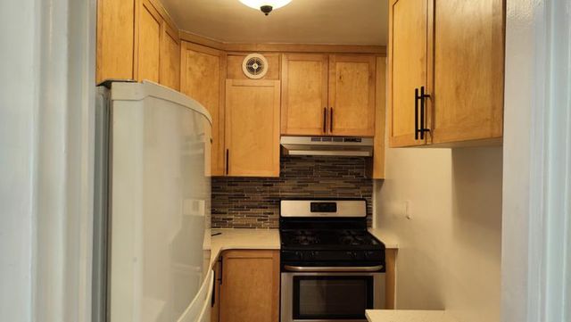 7020 108th St Apt 9O, New York City, NY 11375