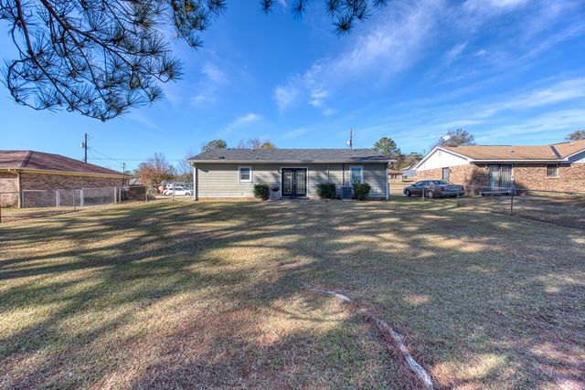 811 April Drive, Phenix City, AL 36869