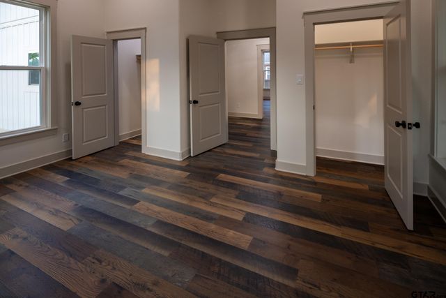 301 E Henderson, Overton, TX 75684