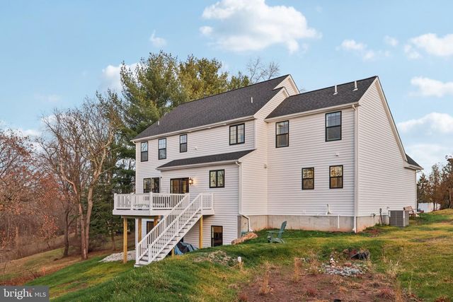 115 2ND AVE, Spring Mount, PA 19478
