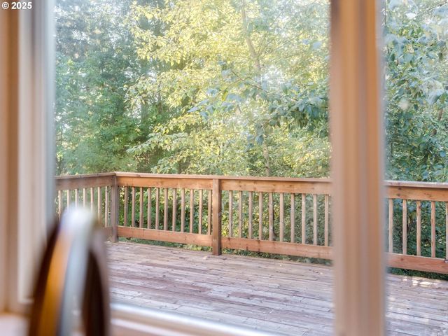 551 HAUSSLER Rd, Kelso, WA 98626