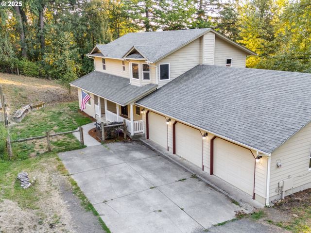 551 HAUSSLER Rd, Kelso, WA 98626