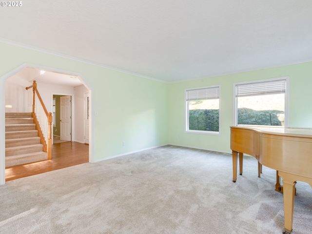 551 HAUSSLER Rd, Kelso, WA 98626