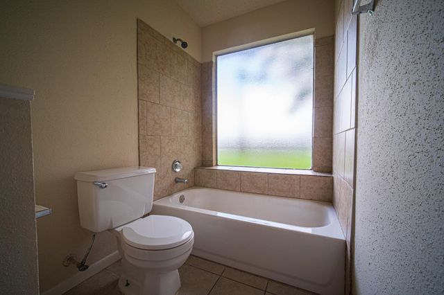 13314 Sablewood Lane, Houston, TX 77014