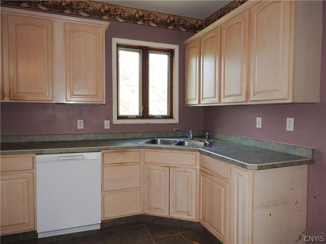 13 Wood Street, Auburn, NY 13021