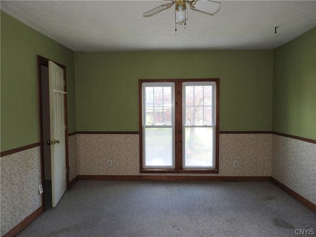 13 Wood Street, Auburn, NY 13021