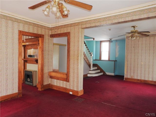 13 Wood Street, Auburn, NY 13021