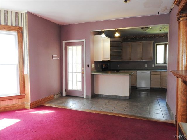 13 Wood Street, Auburn, NY 13021