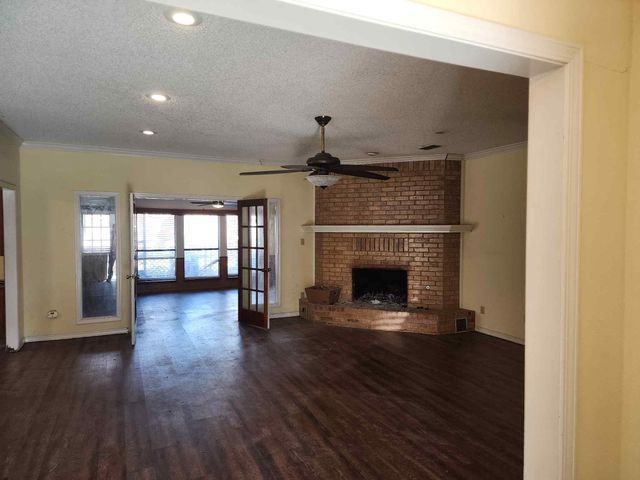 1316 Edna Street, Commerce, TX 75428