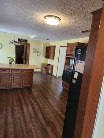 1316 Edna Street, Commerce, TX 75428