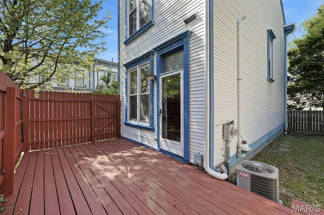 2638 Park Avenue, St Louis, MO 63104