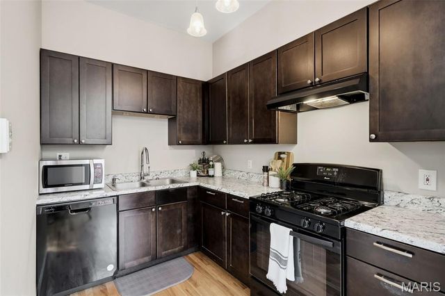 2638 Park Avenue, St Louis, MO 63104