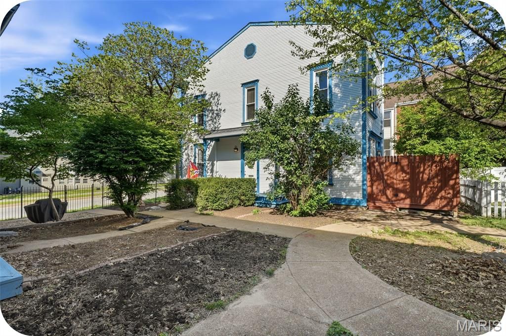 2638 Park Avenue, St Louis, MO 63104