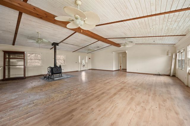 7042 River Trail, Weatherford, TX 76087