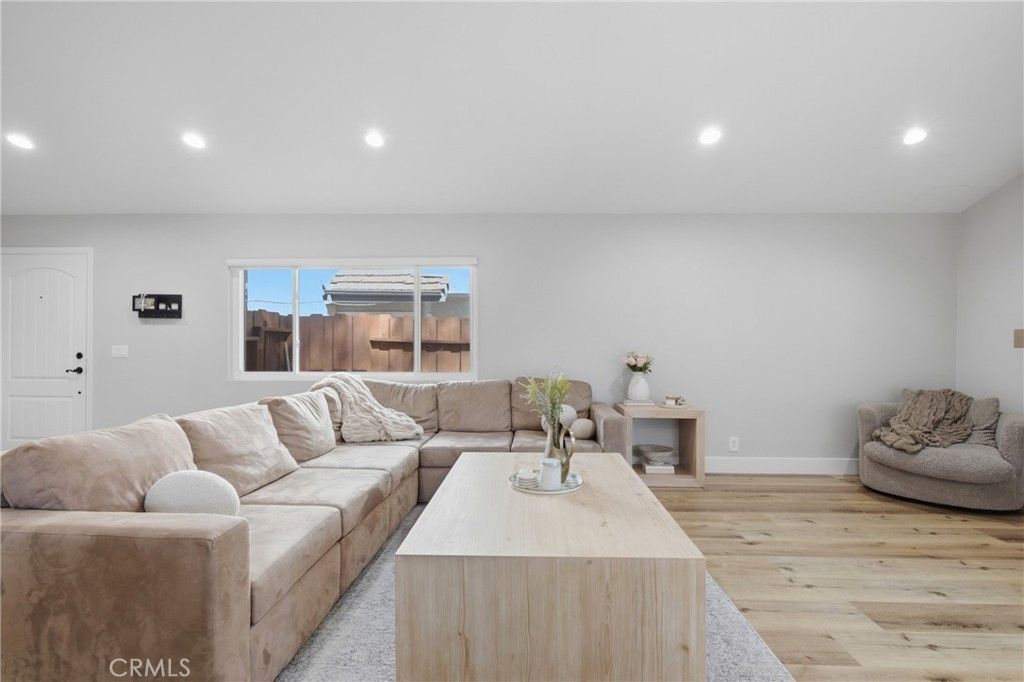 26764 Pamela Dr, Canyon Country, CA 91351 — photo 5