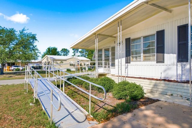 7557 FAIRLANE AVENUE, Brooksville, FL 34613