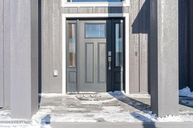 2723 S Pullet Circle, Wasilla, AK 99654