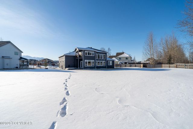 2723 S Pullet Circle, Wasilla, AK 99654