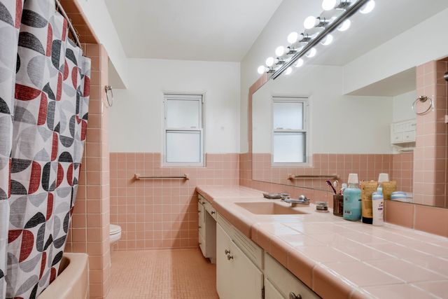 801 N Alann Drive, Joliet, IL 60435
