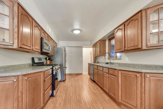 801 N Alann Drive, Joliet, IL 60435
