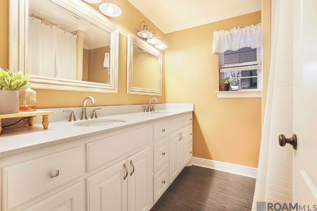 13726 Tech Dr, Central, LA 70818