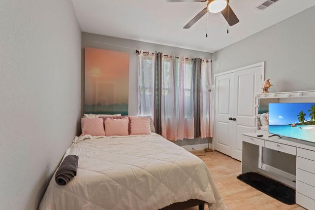 5607 Bacher Street B, Houston, TX 77028