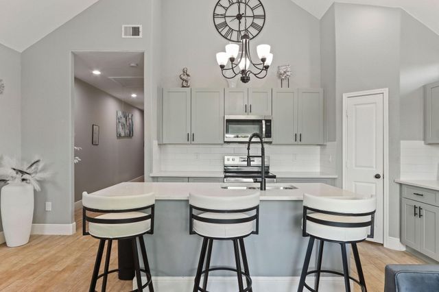 5607 Bacher Street B, Houston, TX 77028