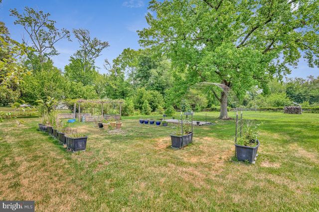 6614 HORSESHOE RD, Clinton, MD 20735