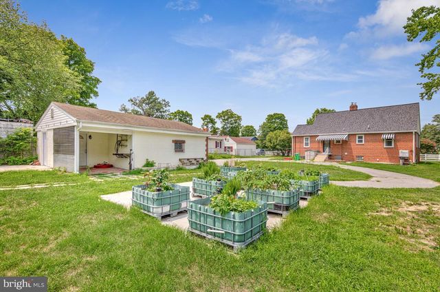 6614 HORSESHOE RD, Clinton, MD 20735