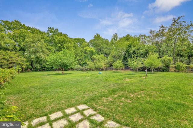 6614 HORSESHOE RD, Clinton, MD 20735