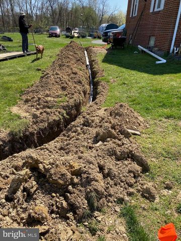 6614 HORSESHOE RD, Clinton, MD 20735