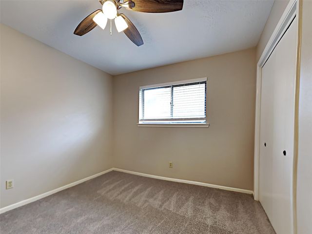 207 Oakwood Street, League City, TX 77573