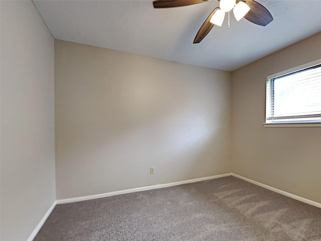 207 Oakwood Street, League City, TX 77573