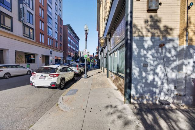 49 Munroe St 302, Lynn, MA 01901