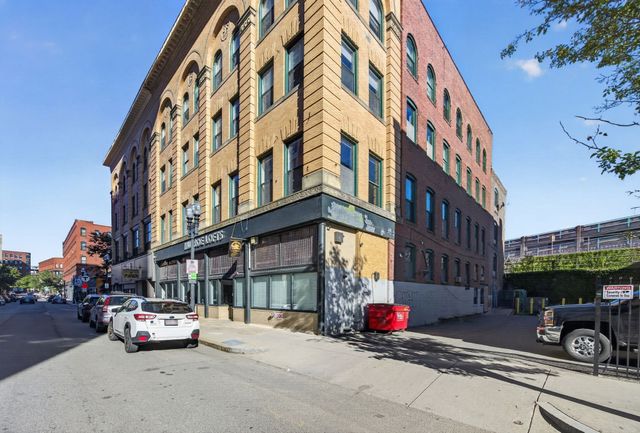 49 Munroe St 302, Lynn, MA 01901