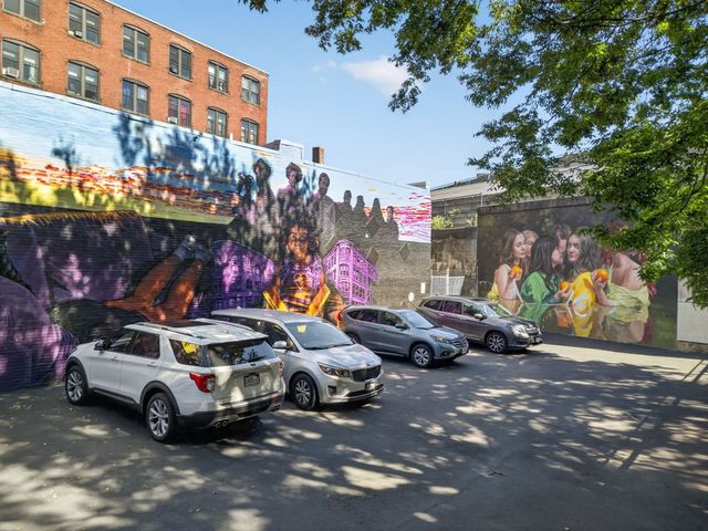 49 Munroe St 302, Lynn, MA 01901