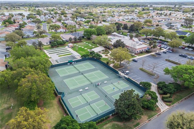 2454 SOUTHERN OAK STREET, The Villages, FL 32162