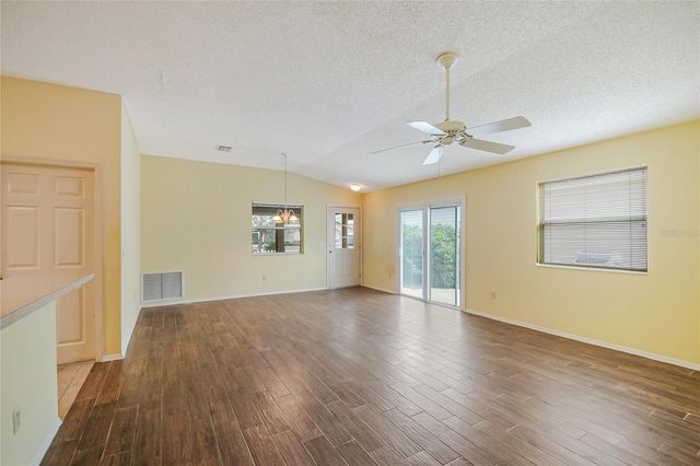 2454 SOUTHERN OAK STREET, The Villages, FL 32162