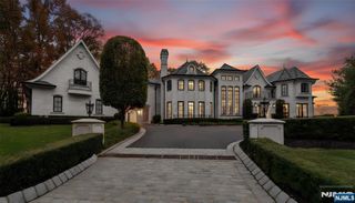 600 Colonial Road, River Vale, NJ 07675