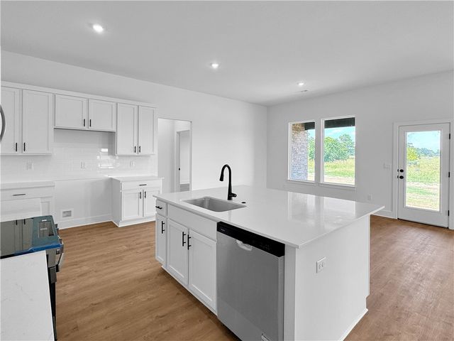 5419 Nicolas Avenue, Springdale, AR 72762