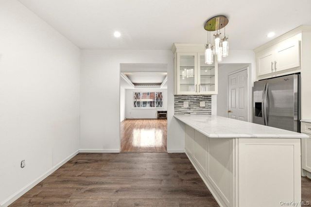 220 Calhoun Avenue, Bronx, NY 10465