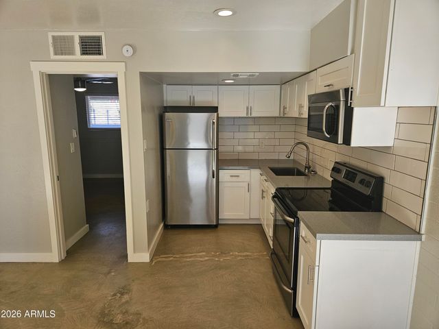 4241 N 26th Street 9A, Phoenix, AZ 85016