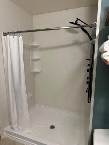 314 W Cherokee Path, Clever, MO 65631